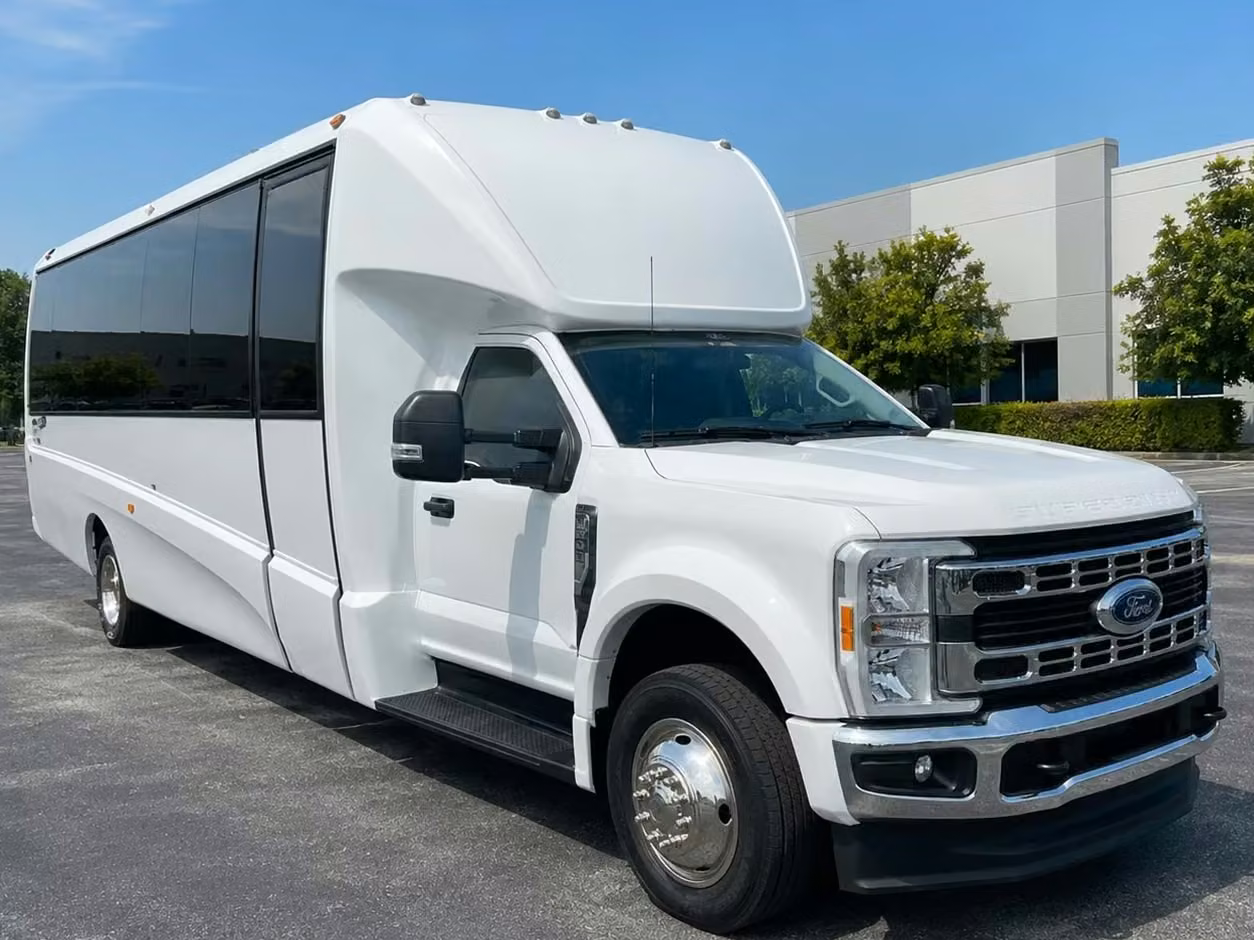 goleta 25 passenger minibus rental