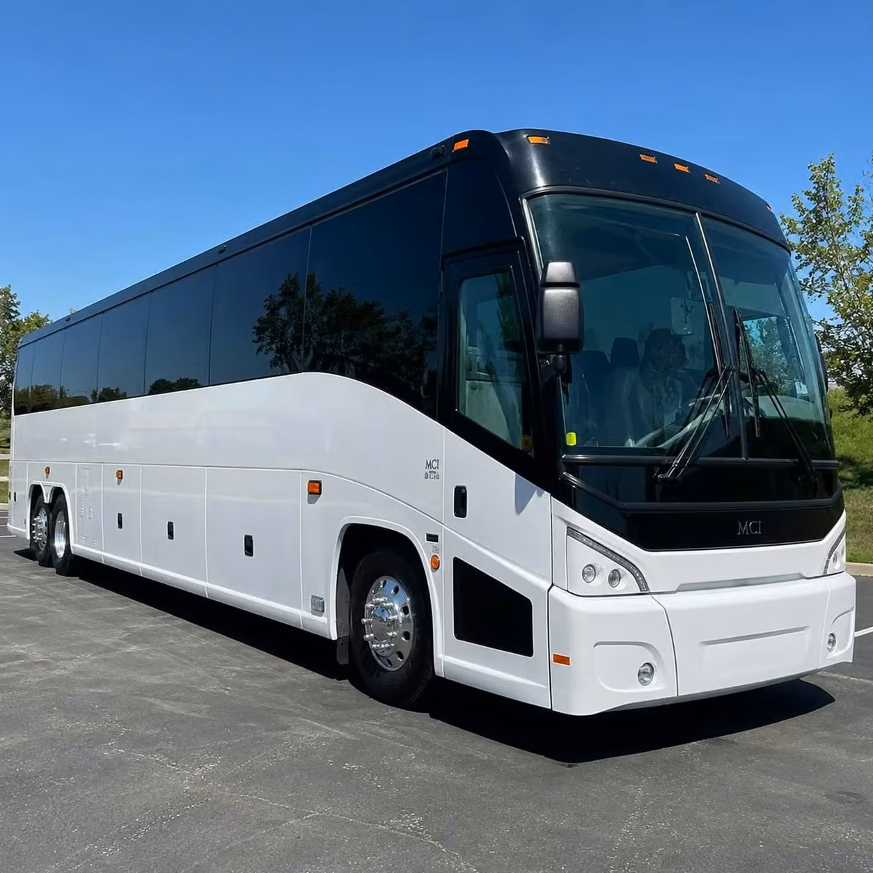 goleta bus rentals in goleta for conventions and career fairs