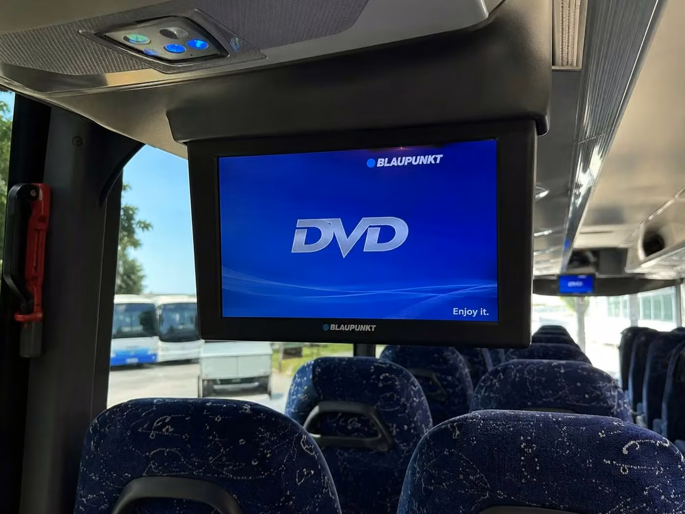goleta charter bus tv monitors
