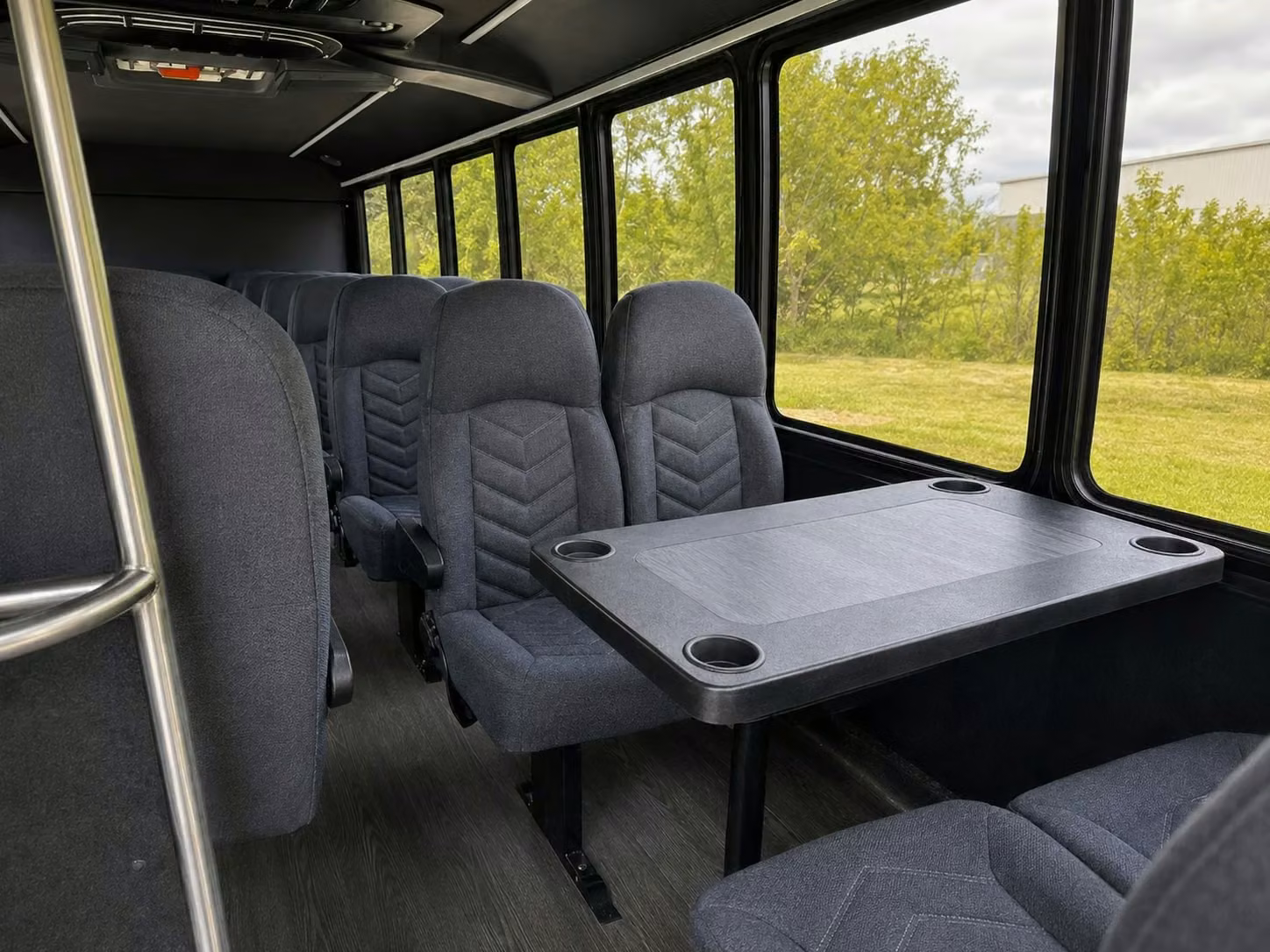 goleta minibus interior 3
